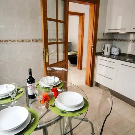 Casa Potera - A Great Centrally Located - A Short Walk To The Beach * Puerto del Carmen (Lanzarote)