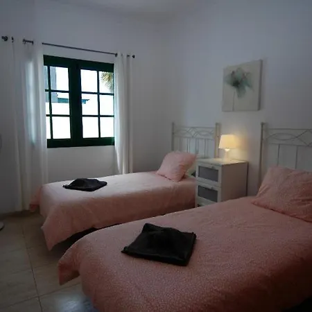 Casa Potera - A Great Centrally Located - A Short Walk To The Beach Puerto del Carmen (Lanzarote)